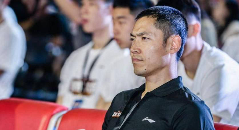 关于北控闵鹿蕾因个人原因辞职聘请张庆鹏担任主教练的信息