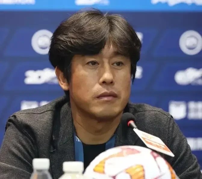 熊猫体育官网-关于徐正源出任成都蓉城主帅后表现不俗！未来将挑大梁，值得期待的信息